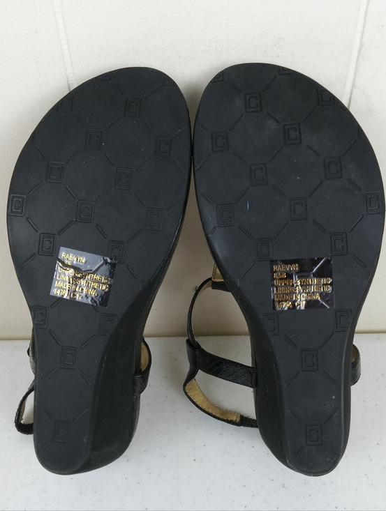 Women's Black Wedge Thong Sandals Size 8.5 Faux Leather Cork Footbed - Picture 10 of 11